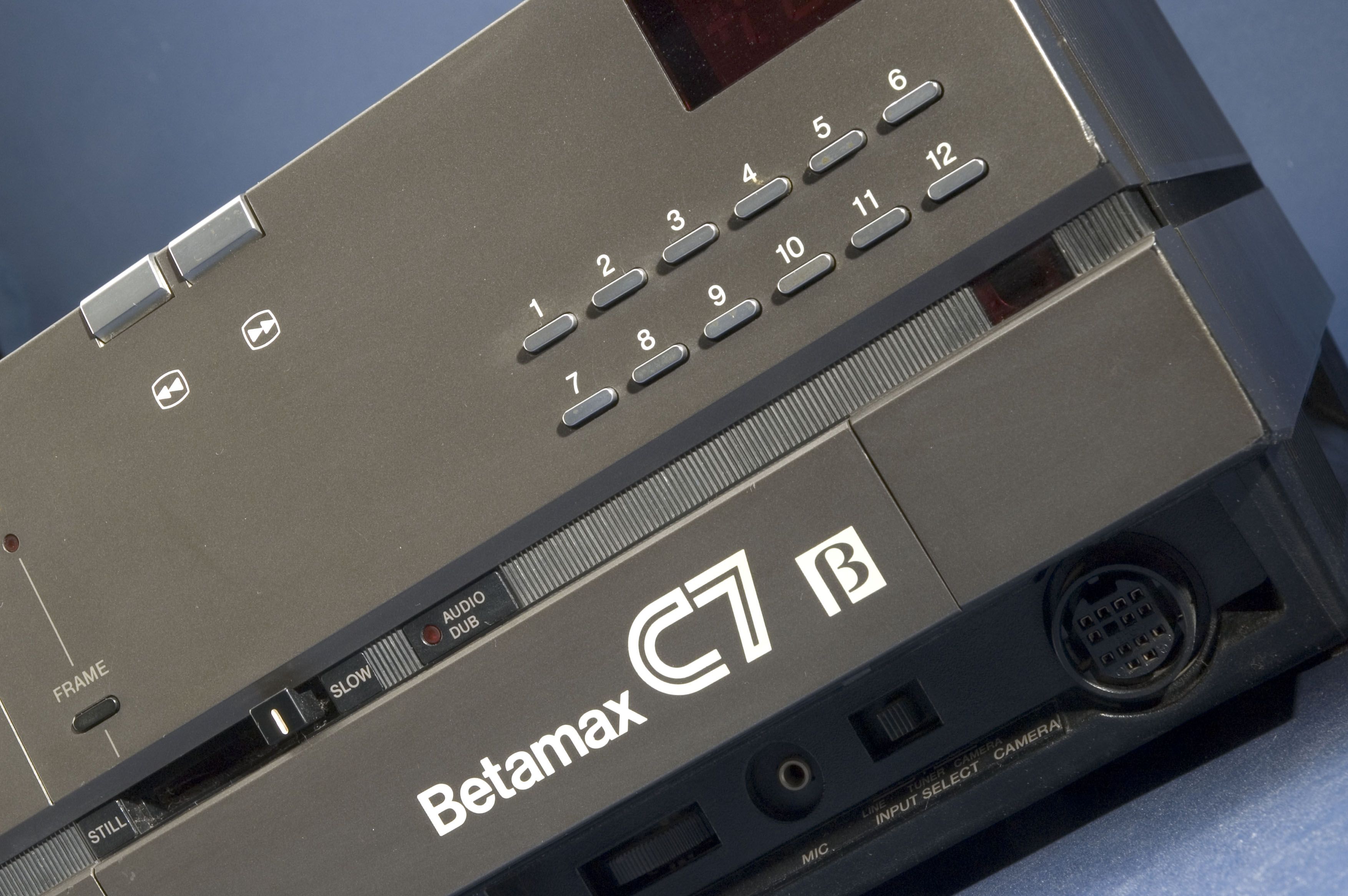 betamax vs vhs youtube