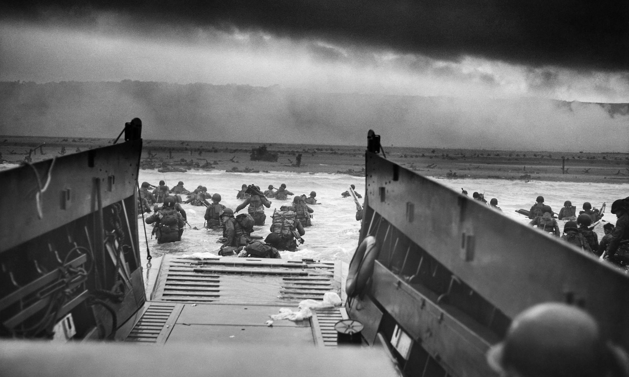 storming the beaches of normandy