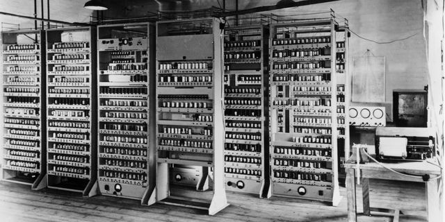 British Engineers Are Rebuilding a Forgotten 1940s Computer in Their ...