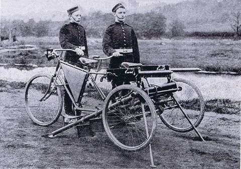 Maxim Dual-Gun Tandem Tricycle
