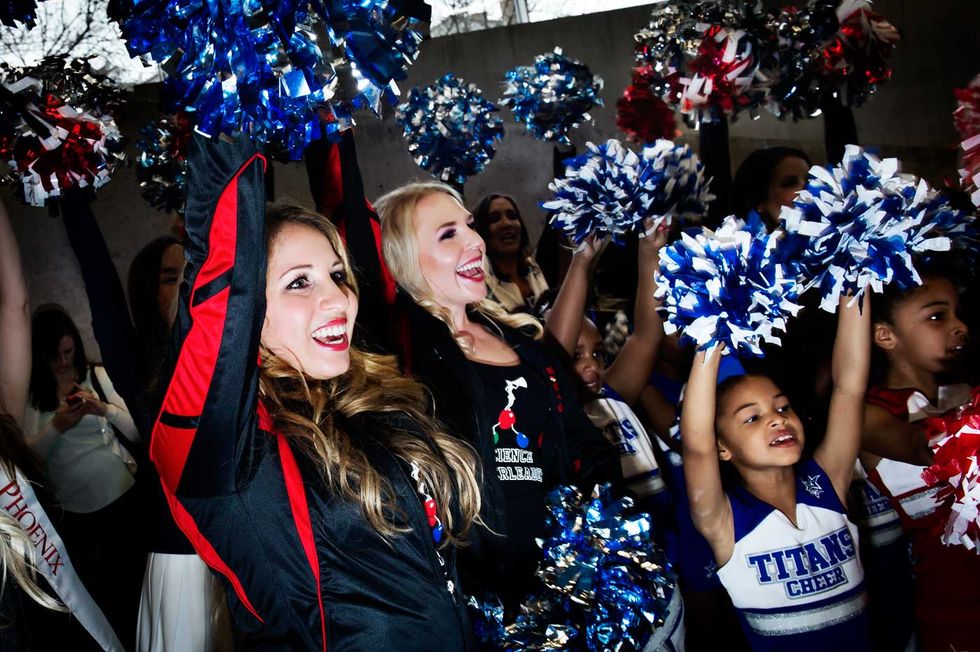 Christi, 49ers cheerleader heading towards her Master's degree. - Science  Cheerleaders