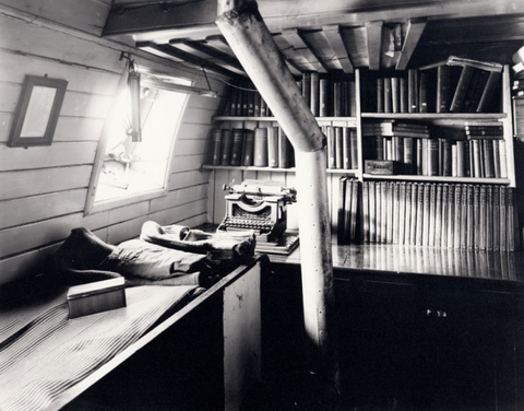 shackleton-endurance-cabin.png