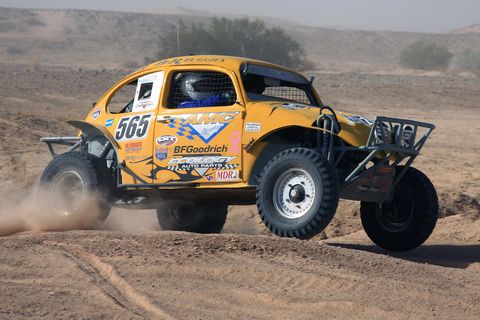 15 Indestructible Vehicles For Surviving a Desert Drive