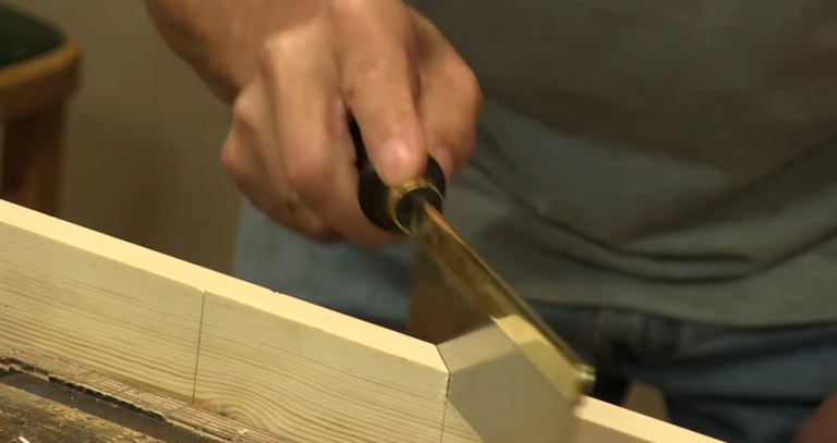 How To Make Your Own Miter Box â