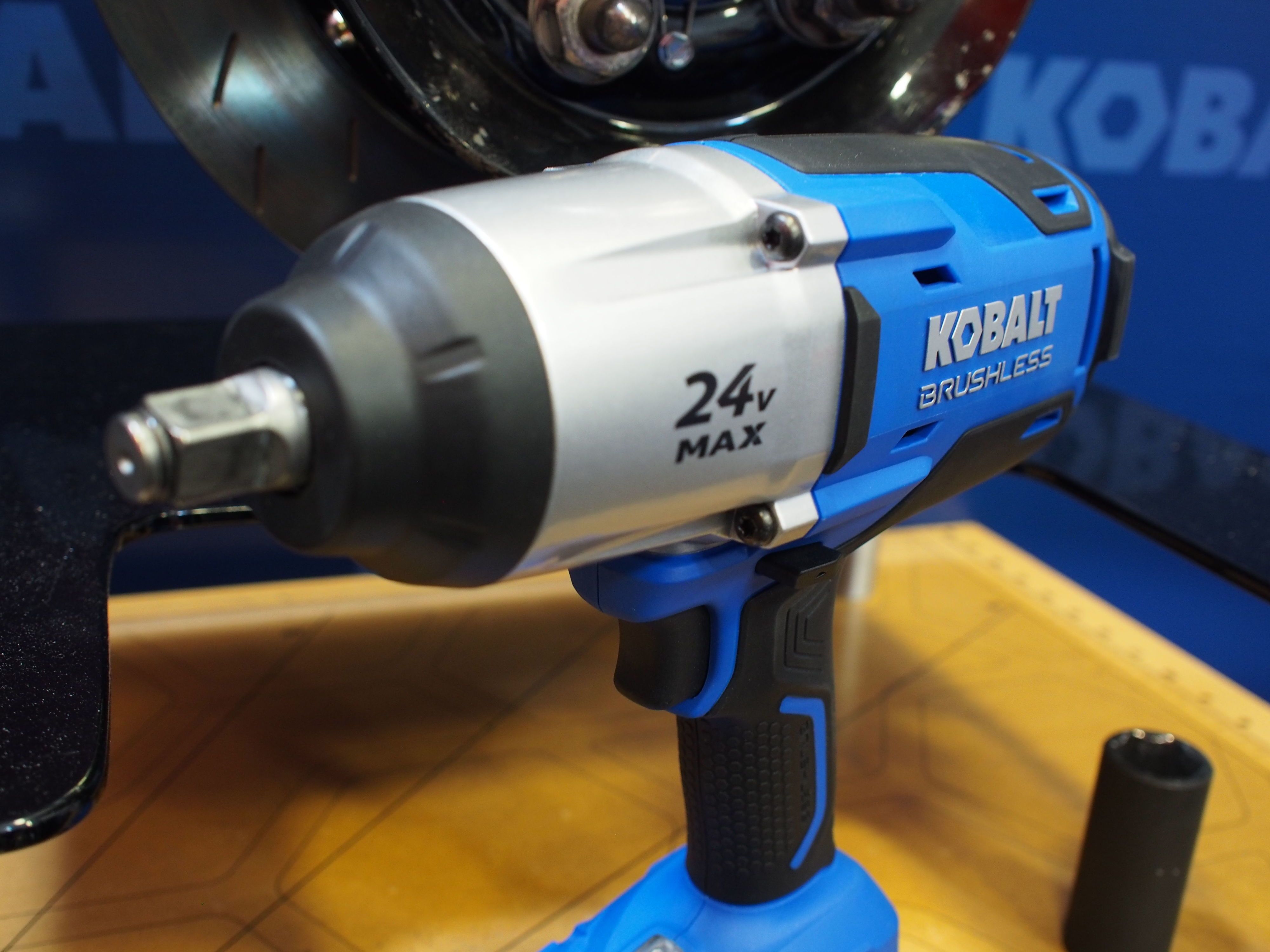 can an impact drill remove lug nuts