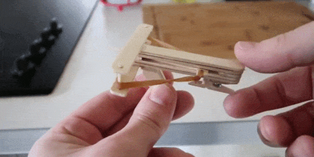 popsicle sticks crossbow tiny build clothespin pop