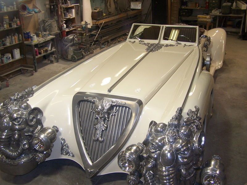 The 6 Wheeled Monster Convertible From The League Of Extraordinary Gentlemen Is On Ebay