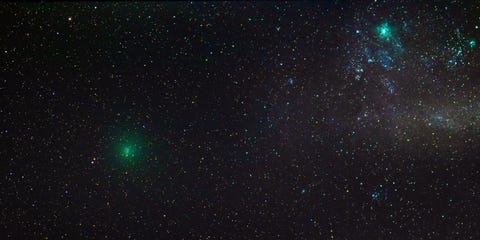 Watch a Big Green Comet And Its Twin Fly Past the Earth Watch a Big Green Comet And Its Twin Fly Past the Earth - 480 x 240 jpeg 21kB
