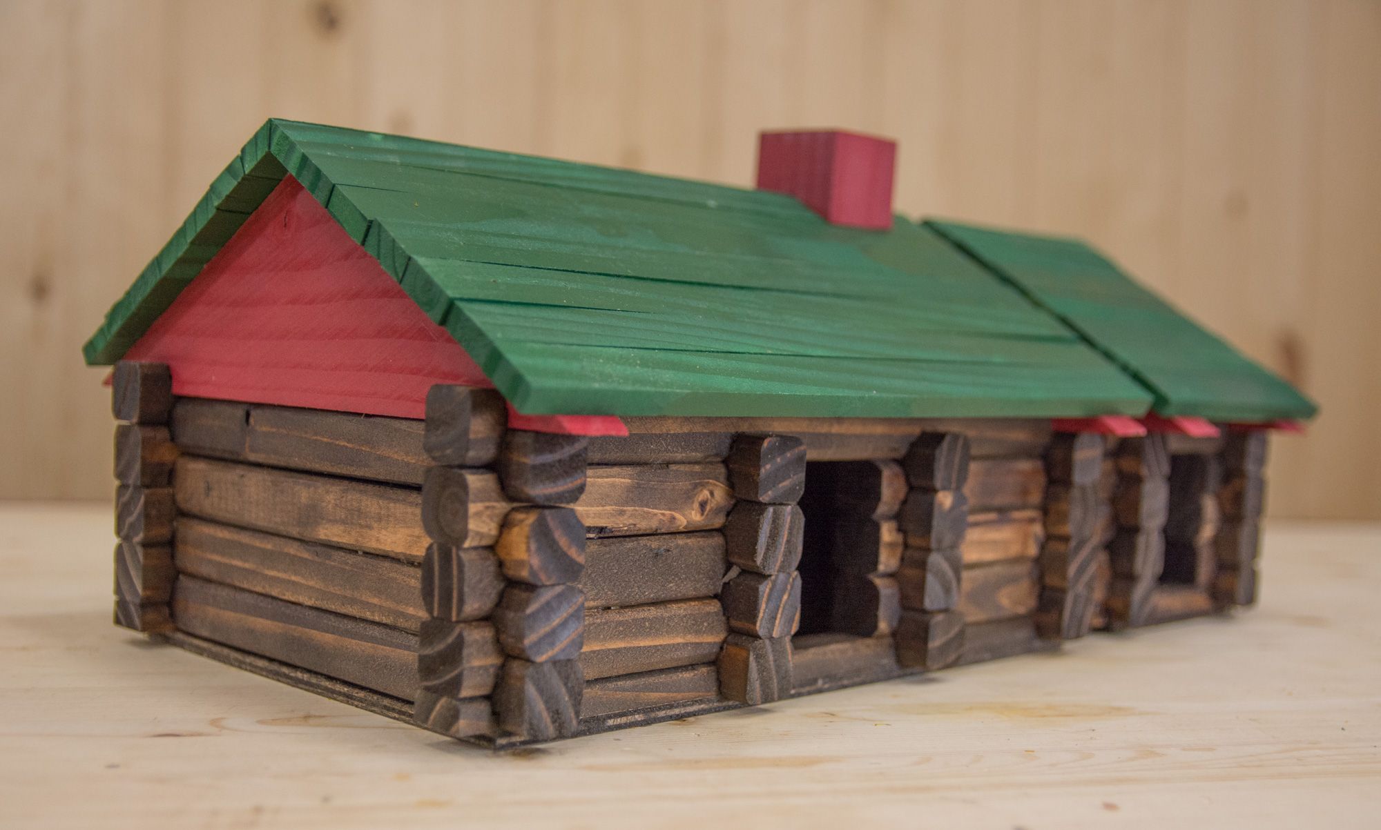 Make Your Own DIY Lincoln Logs From Scrap Lumber