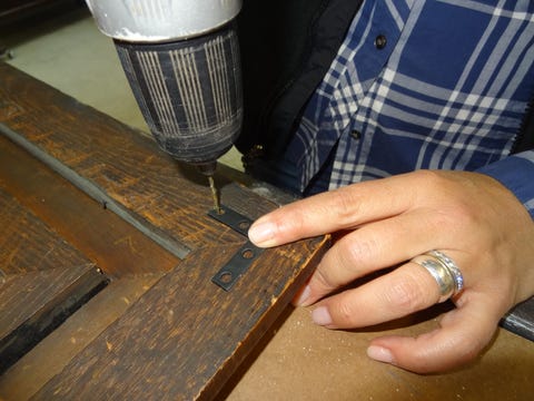10 Furniture Problems You Can Fix Yourself P If Furniture Starts To Separate At The Seams Where Two Pieces Of Wood