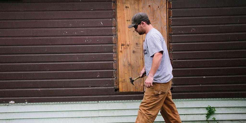 How To Fix Buckled Vinyl Siding