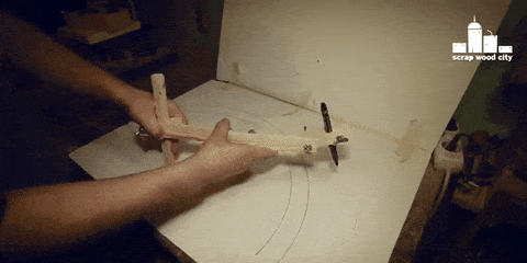 Draw Perfect Circles of Any Size With Your Own DIY Wooden Compass