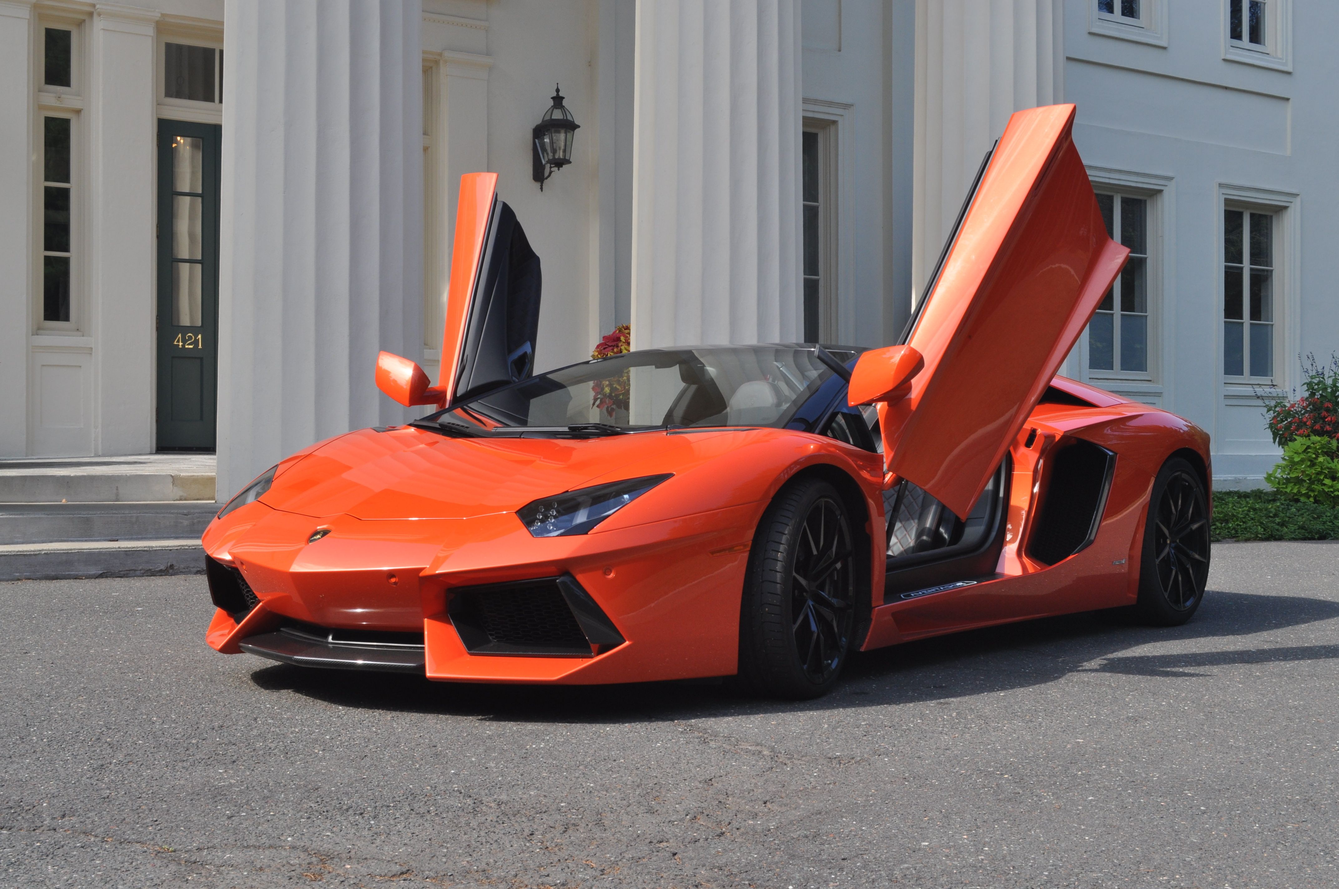 7 Things You Learn After Driving A Lamborghini For A Week