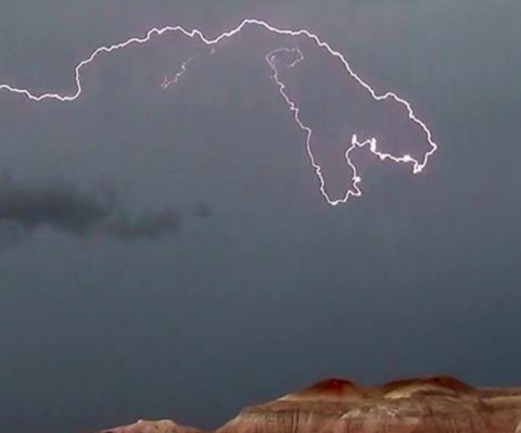 Lightning dinosaur