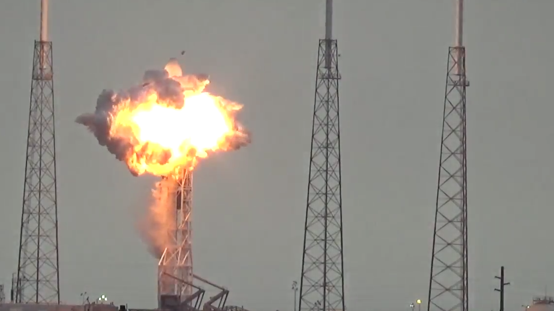 A Rocket Just Exploded On Spacex S Launch Pad