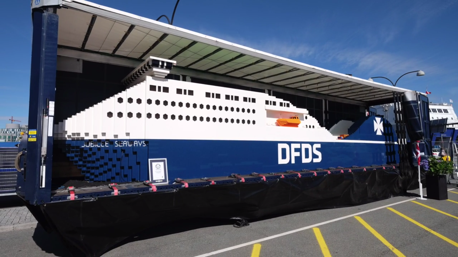 biggest lego ship in the world
