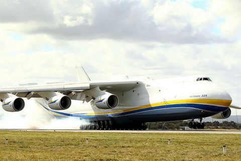 China Is Bringing Back The World S Largest Plane - xian cargo plane roblox