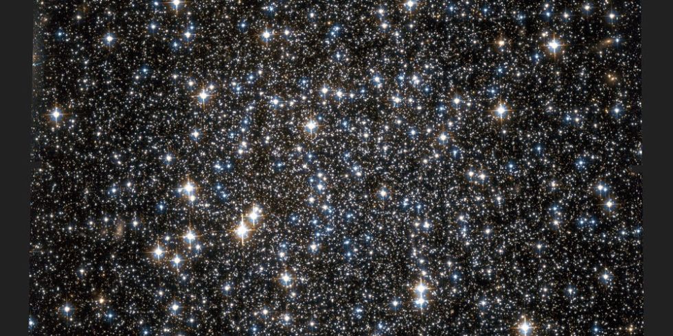 There Are Hundreds of Black Holes in This Strange Cluster of Stars