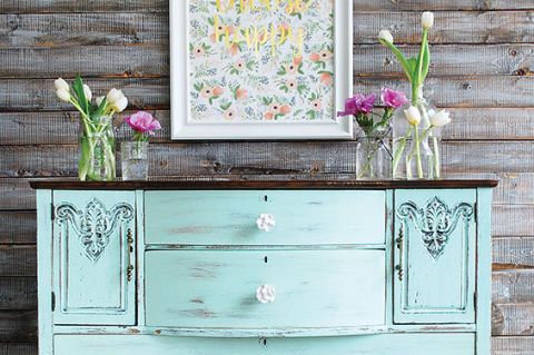 What Is Chalk Paint - Where To Buy, Brands, DIY Recipes - Apartment Therapy
