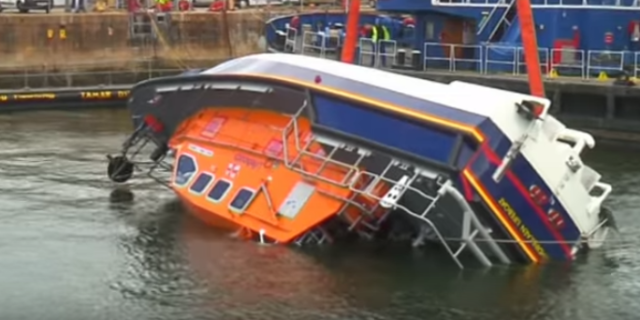 lifeboat capsizing
