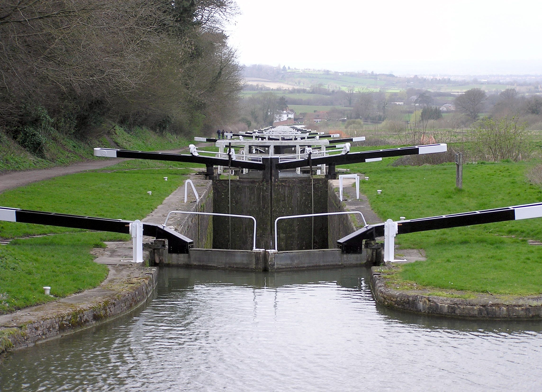 7 of the World's Most Impressive Canal Locks