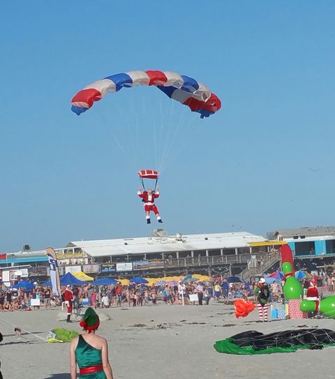 Fun, Tourism, Parachuting, Leisure, Paragliding, Summer, Parachute, Windsports, Vacation, Holiday, 
