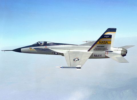 f18 super hornet, why the fa18 is such a badass plane, the northrop aviation yf17 technology demonstrator aircraft in flight during a 1976 flight research program at nasa's dryden flight research center, edwards, california