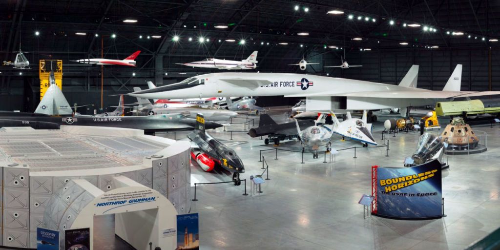 Get Lost In This 1 Gigapexel Photo Inside the USAF Museum