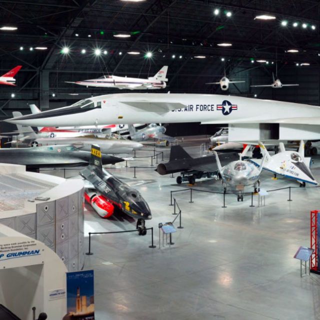 Get Lost In This 1 Gigapexel Photo Inside the USAF Museum