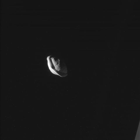 Saturn-pan-cassini.jpg