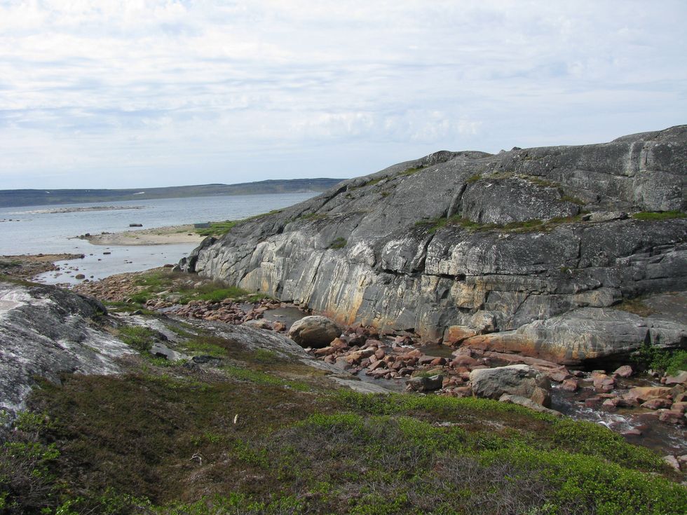 A Chunk of Earth's Original Crust Is Still Around Today