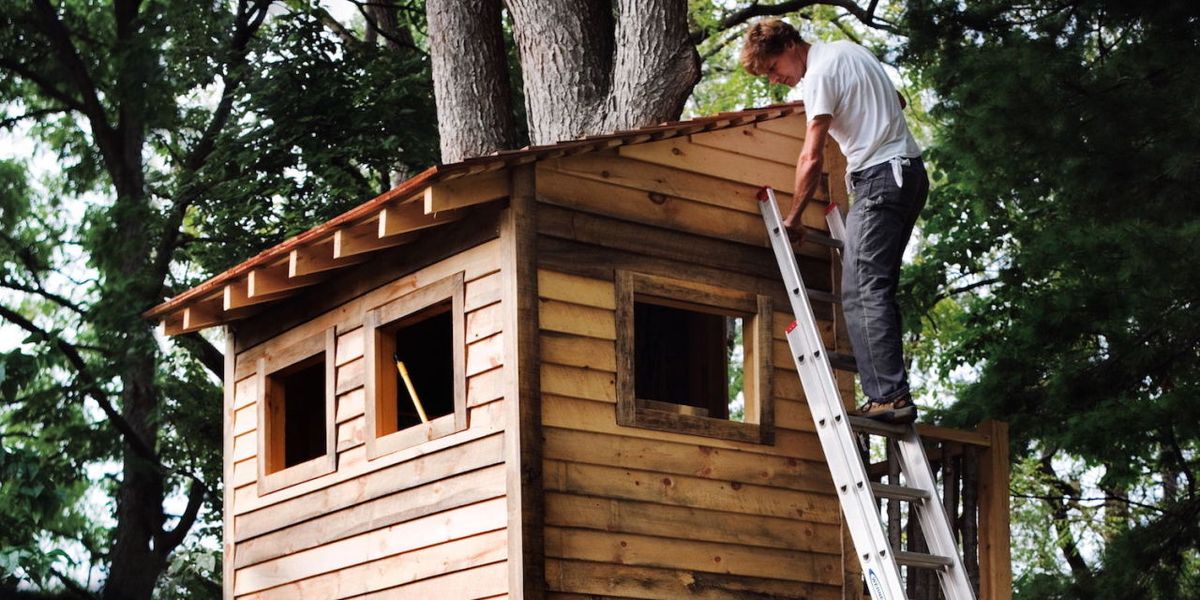 How to Build  a Treehouse for Your Backyard DIY Tree 