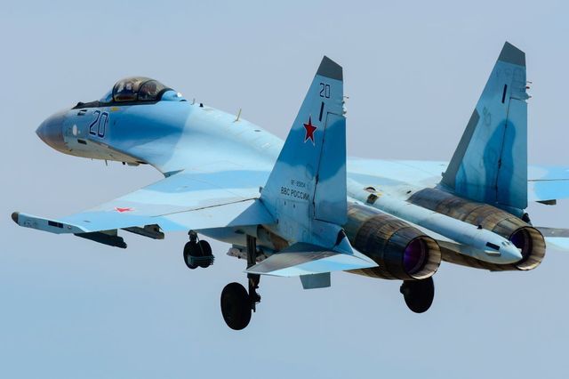 Russia Sends Its Most Advanced Fighters to U.S. Coast