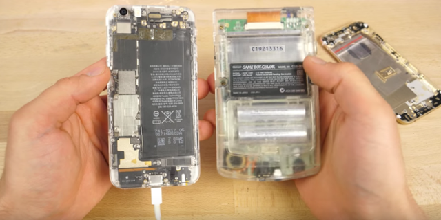 This Clear iPhone Mod Will Transport You Back to the 90s
