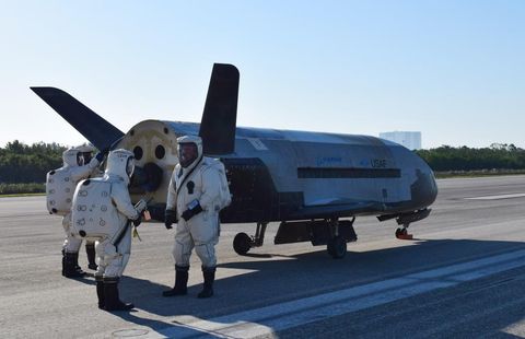 x-37-air-force-space-shuttle.jpg