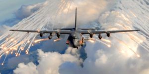 ac-130-flares.jpg