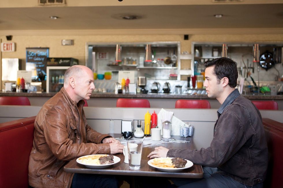 diner scene from looper