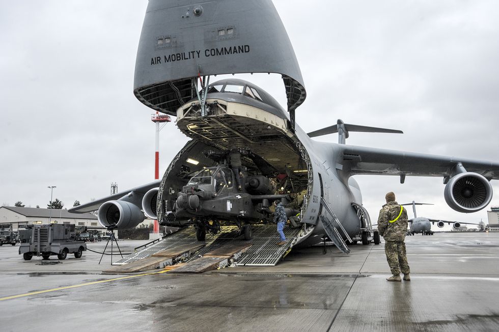 The Air Force is Reactivating the Giant C-5 Galaxy