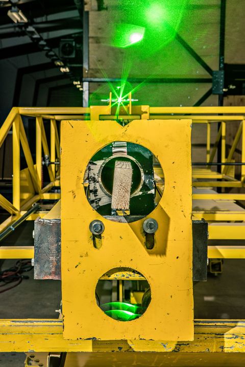 Green, Yellow, Engineering, Electricity, Iron, signaling device, Steel, 
