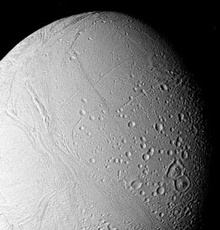 enceladus-voyager-2-surface.jpg