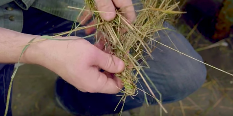 How To Turn The Grass And Crop Straw Into Rope?- Amazing Rope Making Machine