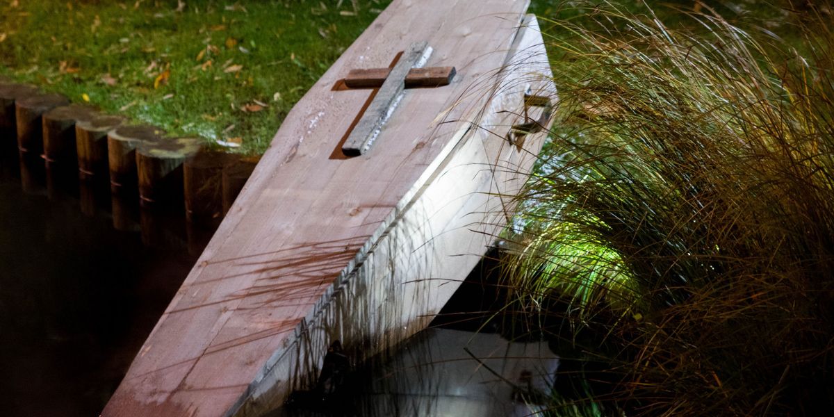 How To Build A Halloween Coffin