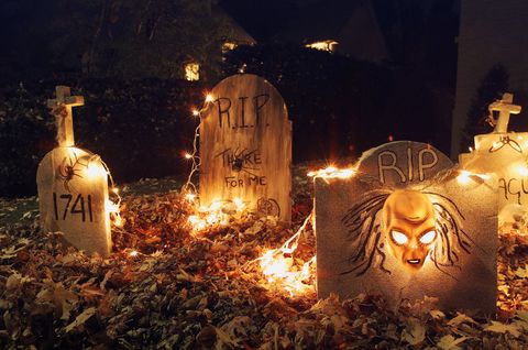 how to light up your yard for halloween