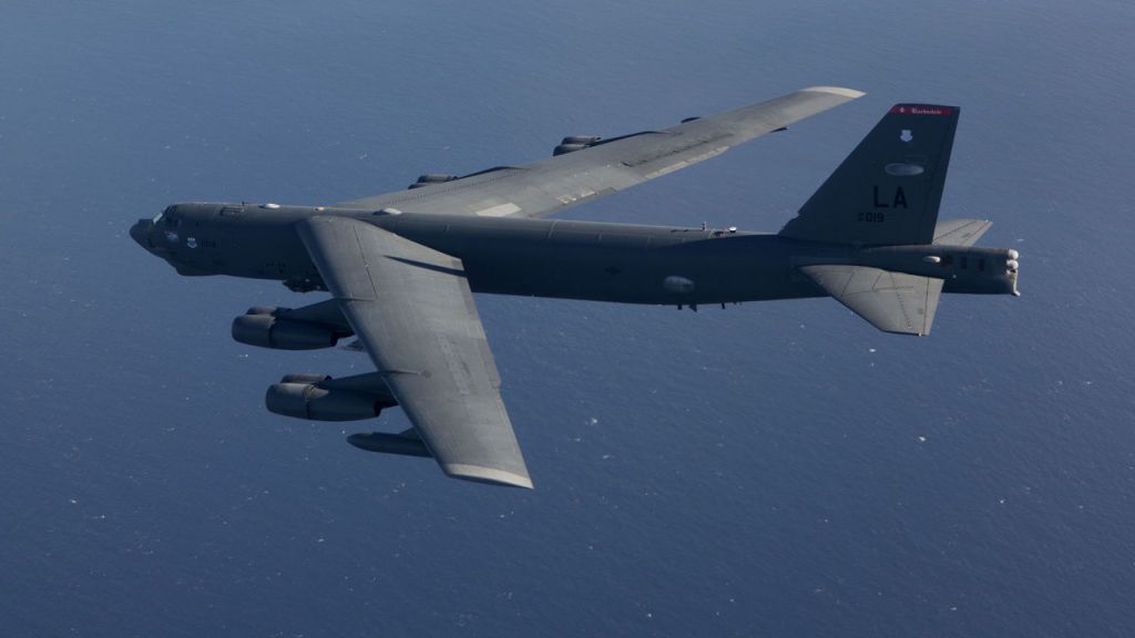 full-hd nuke stealth bomber ac130 usw