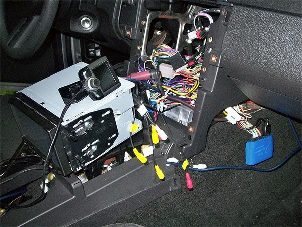 car stereo hook up