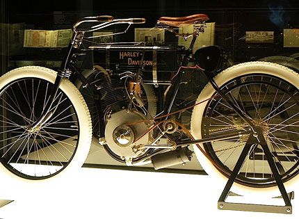 old harley davidson motorcycles