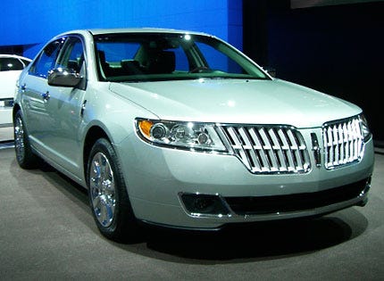 2010 Lincoln Mkz Entry Sedan Moves Closer To Mks With