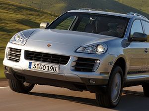 11 Porsche Cayenne S Hybrid And 10 Diesel Test Drive