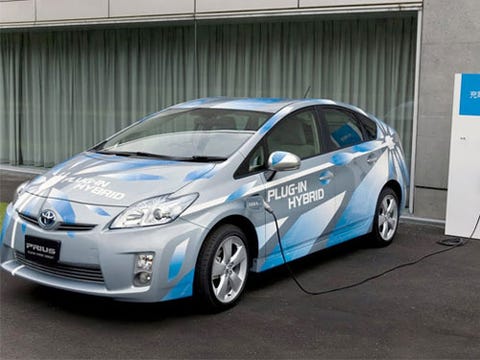 2010 Toyota Plug In Prius Review Test Drive Of 81 Mpg 2017 Toyota Plug In Pre Production Prius