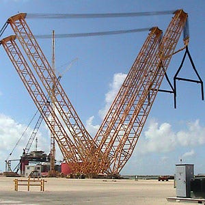 Giant Oil Rigs Heavy Lifting Device Oil Rig Crane
